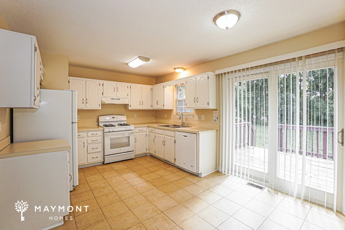 Building Photo - 63 Grassmire Dr
