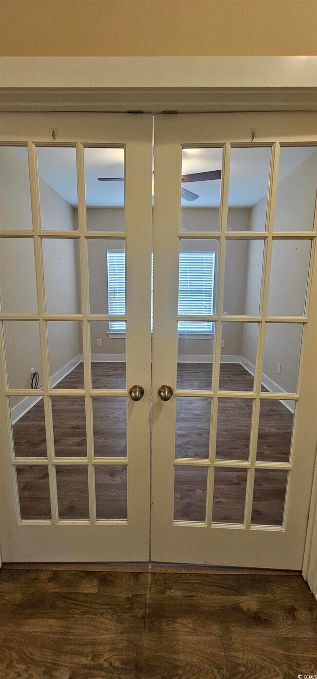 Building Photo - 317 Brighton Pl