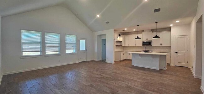 Building Photo - 8426 Tranquil Bay Ct