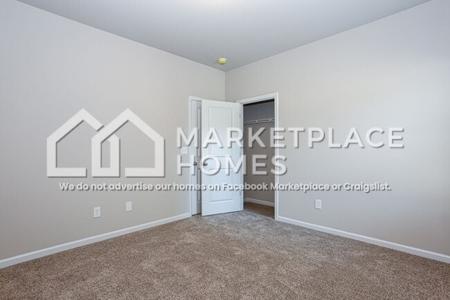 Building Photo - 226 W L Miller Dr