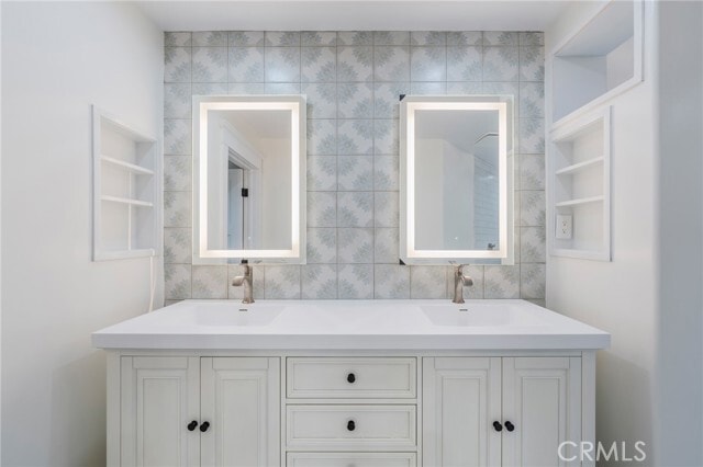 Building Photo - 1140 Laurel Ave