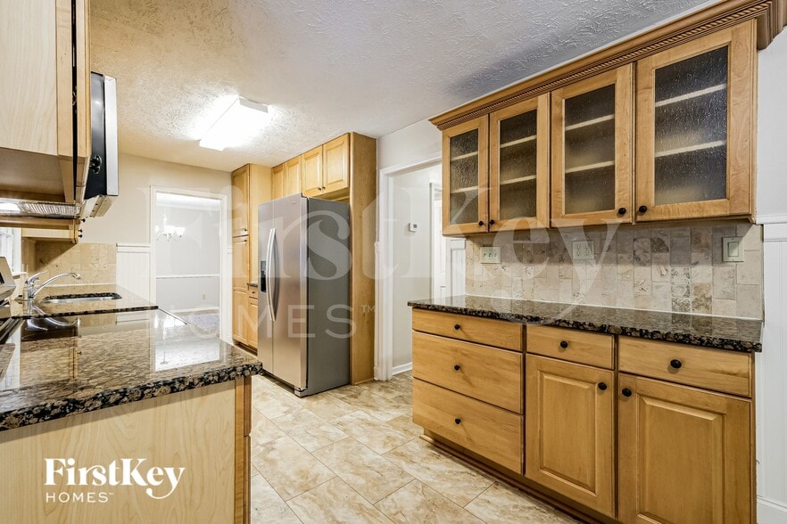 Building Photo - 5659 Fern Creek Dr SW