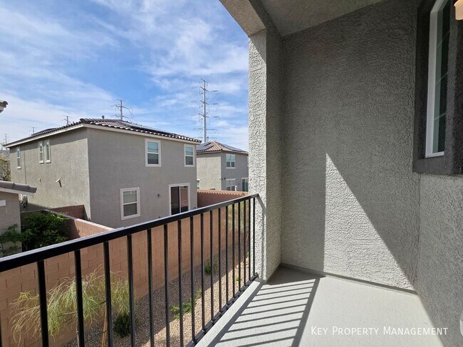 Building Photo - 5717 CRENELLATED St