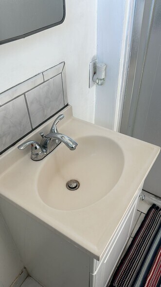 Building Photo - 17739 Welby Way