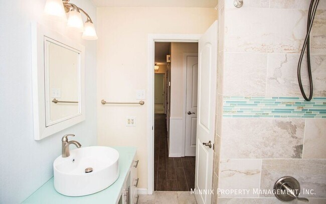 Building Photo - 6309 Nashville Dr