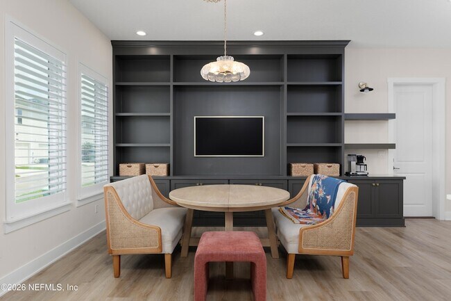 Building Photo - 16 Sewall Ln