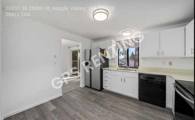 Building Photo - 22037 SE 269th St