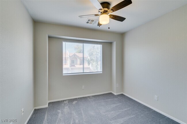 Building Photo - 3340 Cheyenne Gardens Way