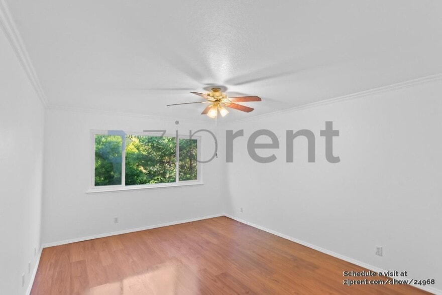 Building Photo - 7472 Tulare Hill Ln