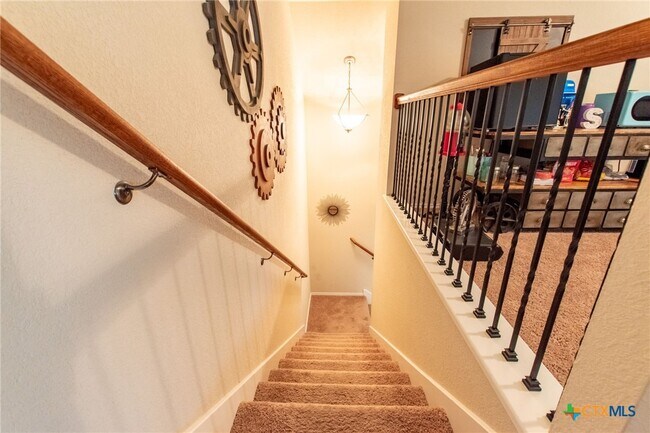 Building Photo - 4910 Ledgestone Trail