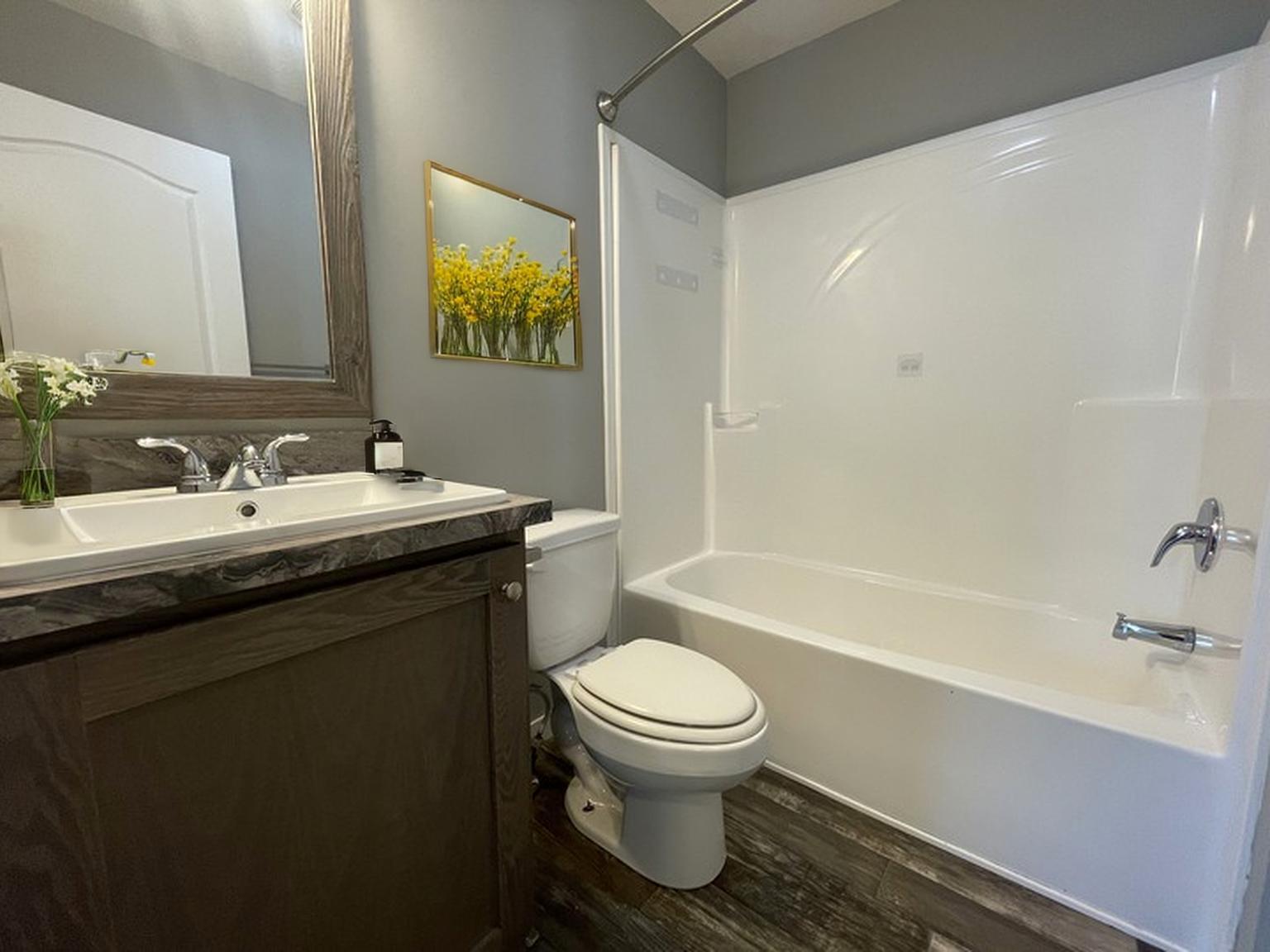 Building Photo - 38033 Ducharme Dr