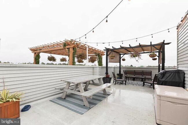 Building Photo - 2628 Ritter St