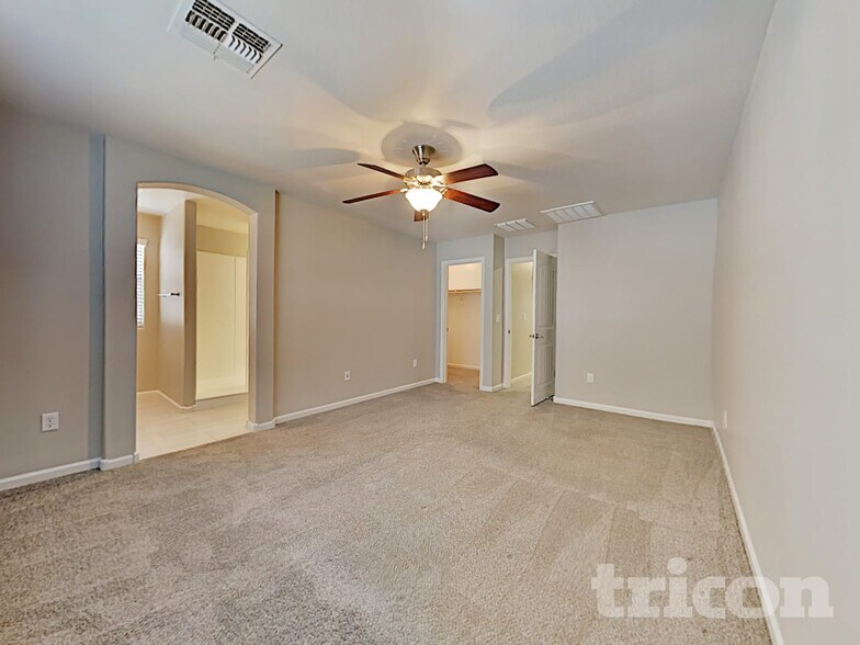 Building Photo - 29149 N 125th Dr