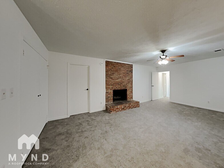 Building Photo - 4906 Wolverton Dr
