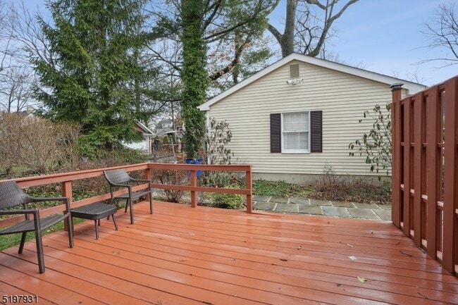 Building Photo - 25 Ruthven Pl