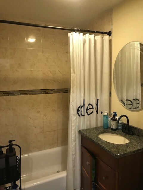 Building Photo - 1122 Commonwealth Ave