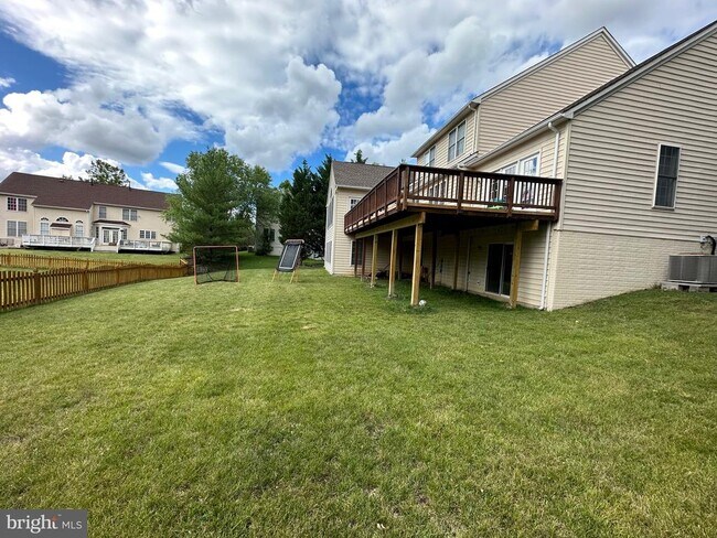 Building Photo - 25869 Flintonbridge Dr