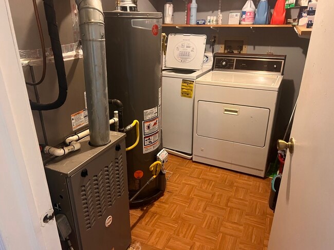 Building Photo - 60 Voscek Ct