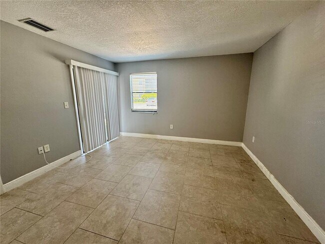 Building Photo - 10196 Sailwinds Blvd S