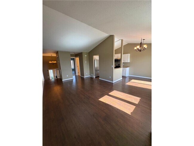 Building Photo - 10277 Arrowwood Dr