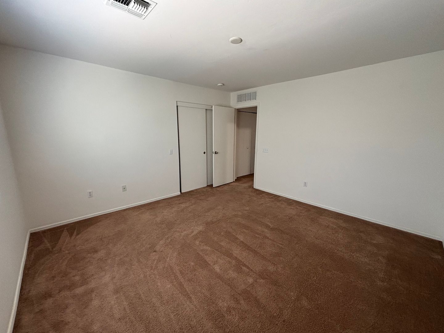 Building Photo - 6028 S Sweet Birch Ln