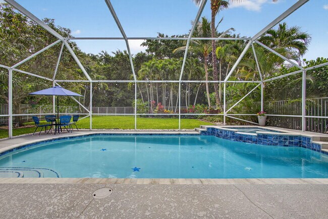 Building Photo - 3738 Old Lighthouse Cir