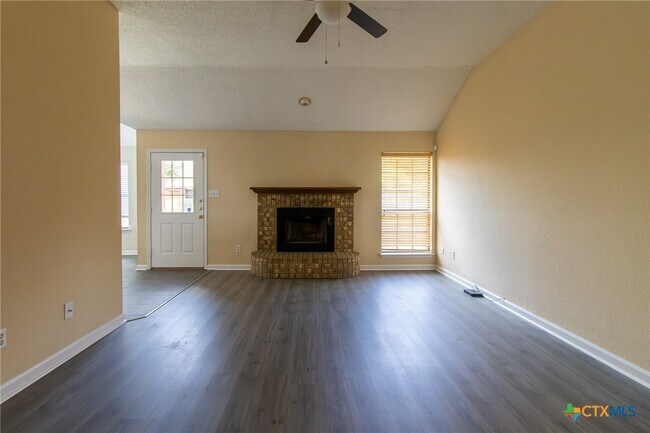 Building Photo - 2306 Wampum Dr
