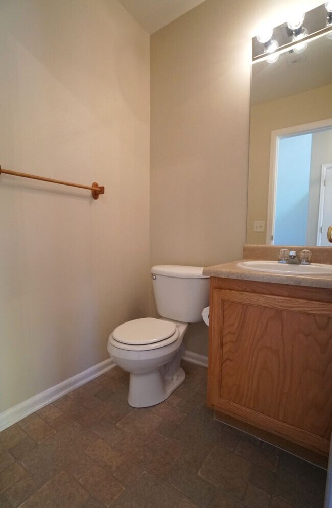 Building Photo - 7184 Westerner Dr