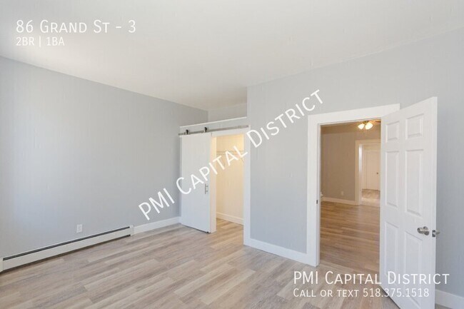 Building Photo - 86 Grand St