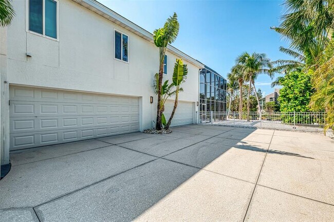 Building Photo - 412 Treasure Boat Way