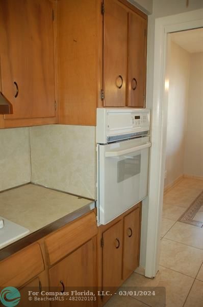 Building Photo - 600 Layne Blvd