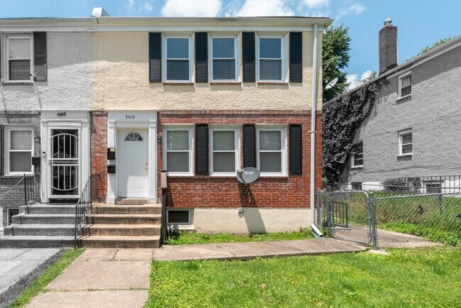 Building Photo - 5410 Belle Vista Ave