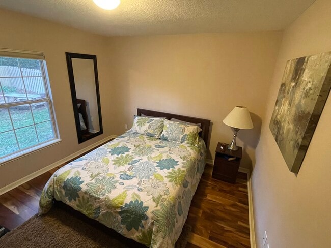 Building Photo - 7131 SW 80th Terrace