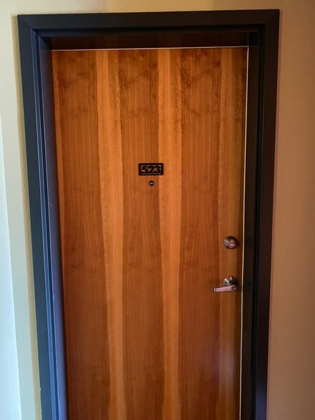 Building Photo - 620 Glen Iris Dr NE