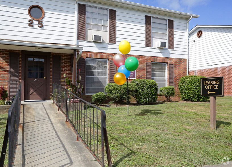 The Oaks at Macon 3775 Houston Ave Macon GA 31206 Apartment Finder