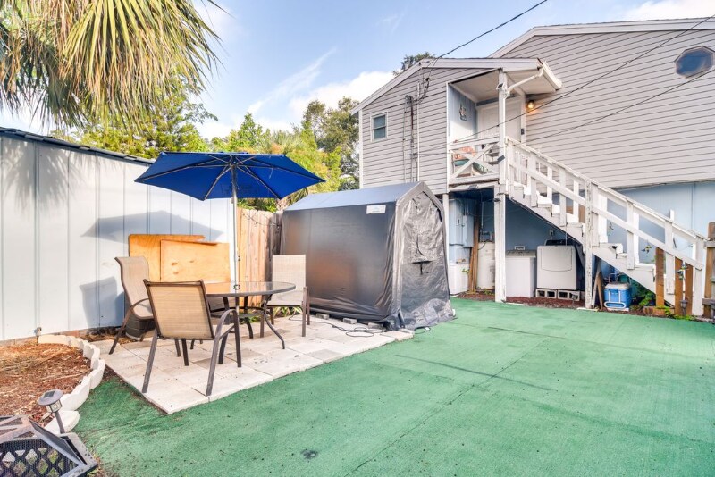 Building Photo - 10845 71st Ave