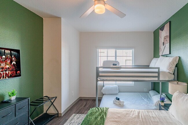 Building Photo - 9600 W Georgia Ave