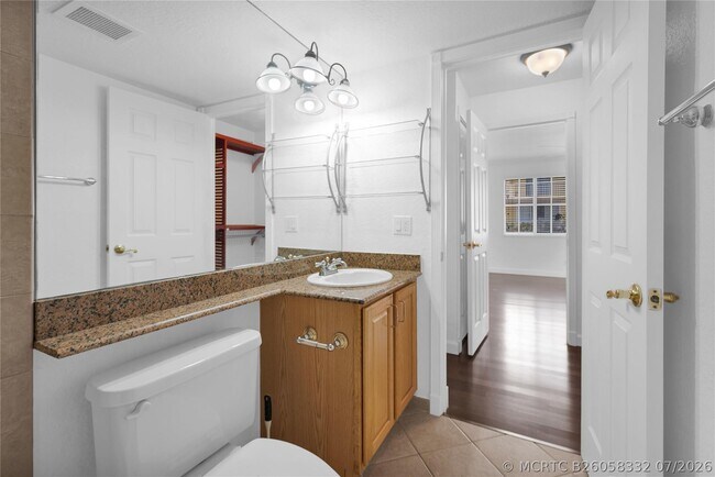 Building Photo - 1515 E Broward Blvd