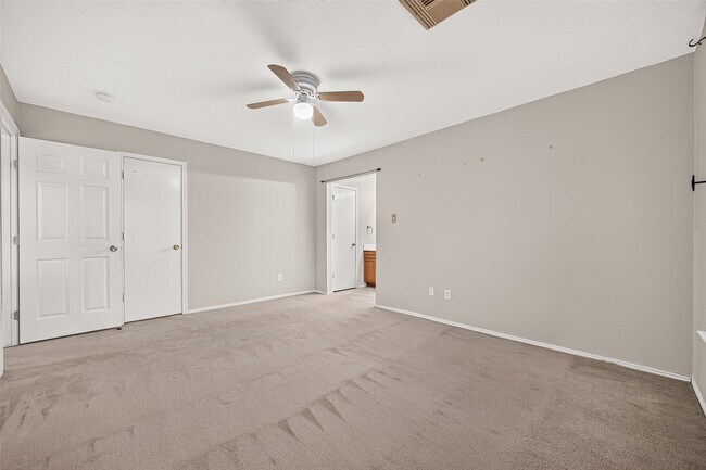 Building Photo - 10902 Primrose Acres Ln