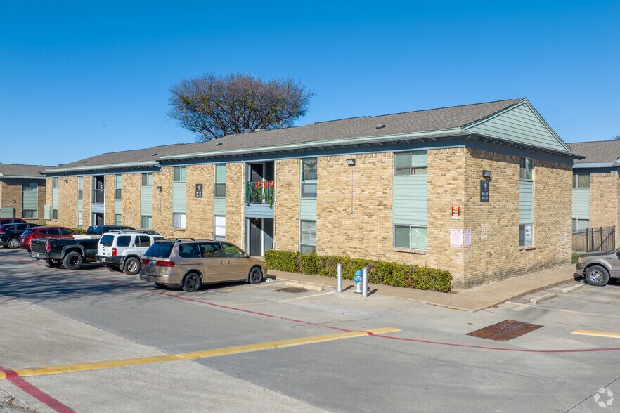 Alta Vista Apartments 700 18th St Plano TX 75074 Apartment Finder