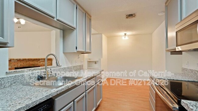 Building Photo - 4839 Vir Mar St