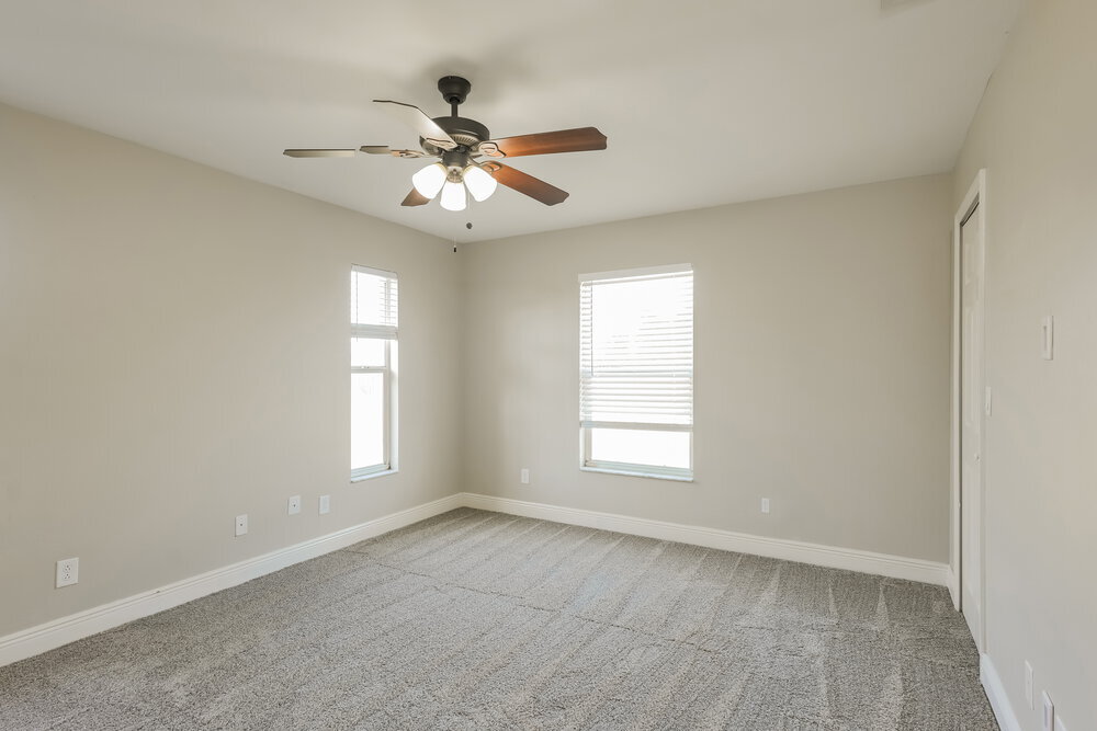 Building Photo - 845 SW 37th Ln