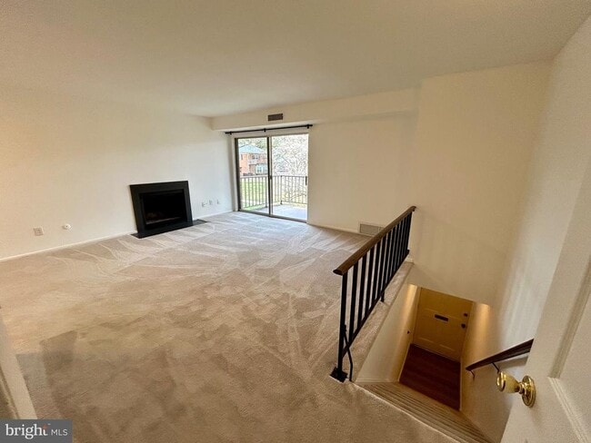 Building Photo - 1027 N Valley Forge Rd