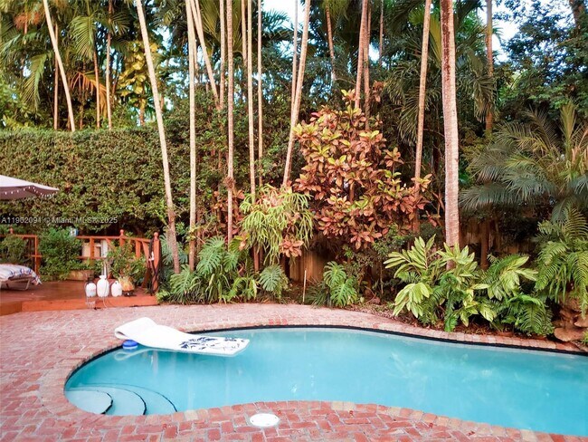 Building Photo - 1600 Nocatee Dr