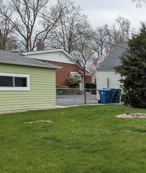 Building Photo - 724 Justina St