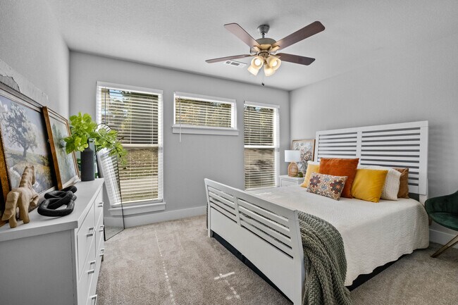 Building Photo - 17660 Timberlake Trail