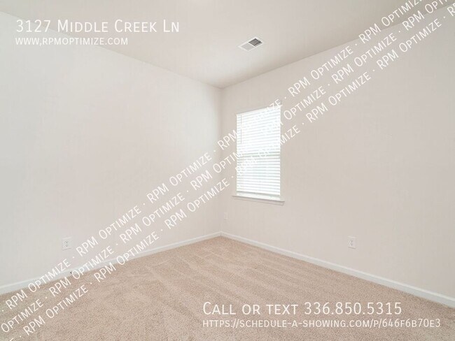 Building Photo - 3127 Middle Creek Ln