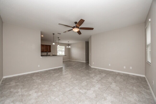 Building Photo - 21018 Picket Fence Ct