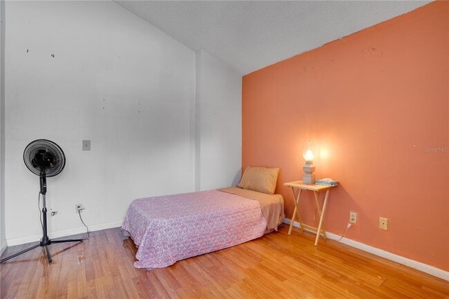 Building Photo - 6338 Newtown Cir
