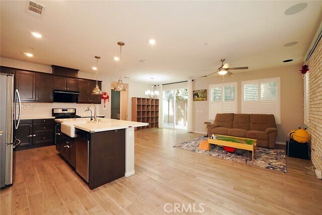 Building Photo - 103 Cambria Ct